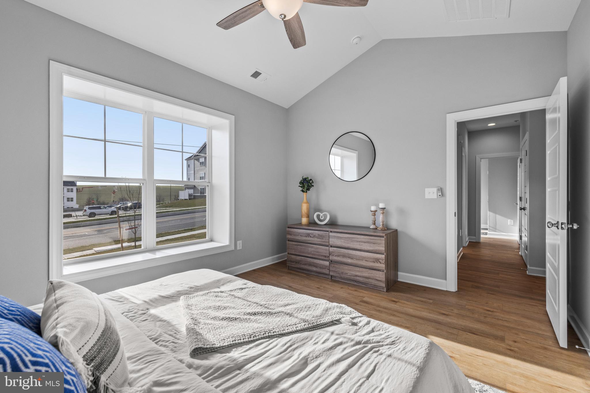 BELMONT RIDGE - Residential