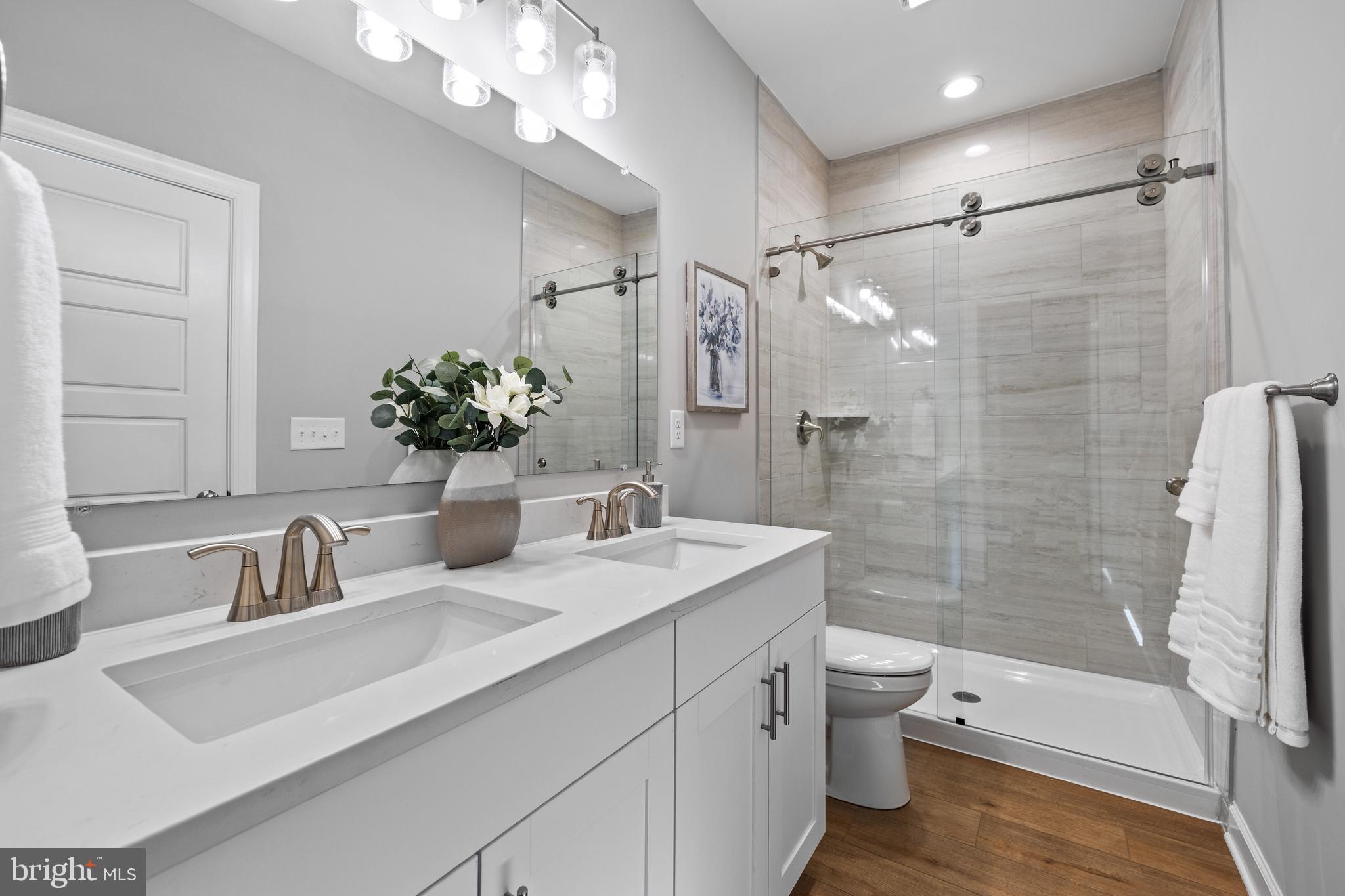 BELMONT RIDGE - Residential