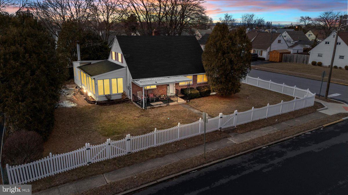 CHEROKEE RANCH - Residential