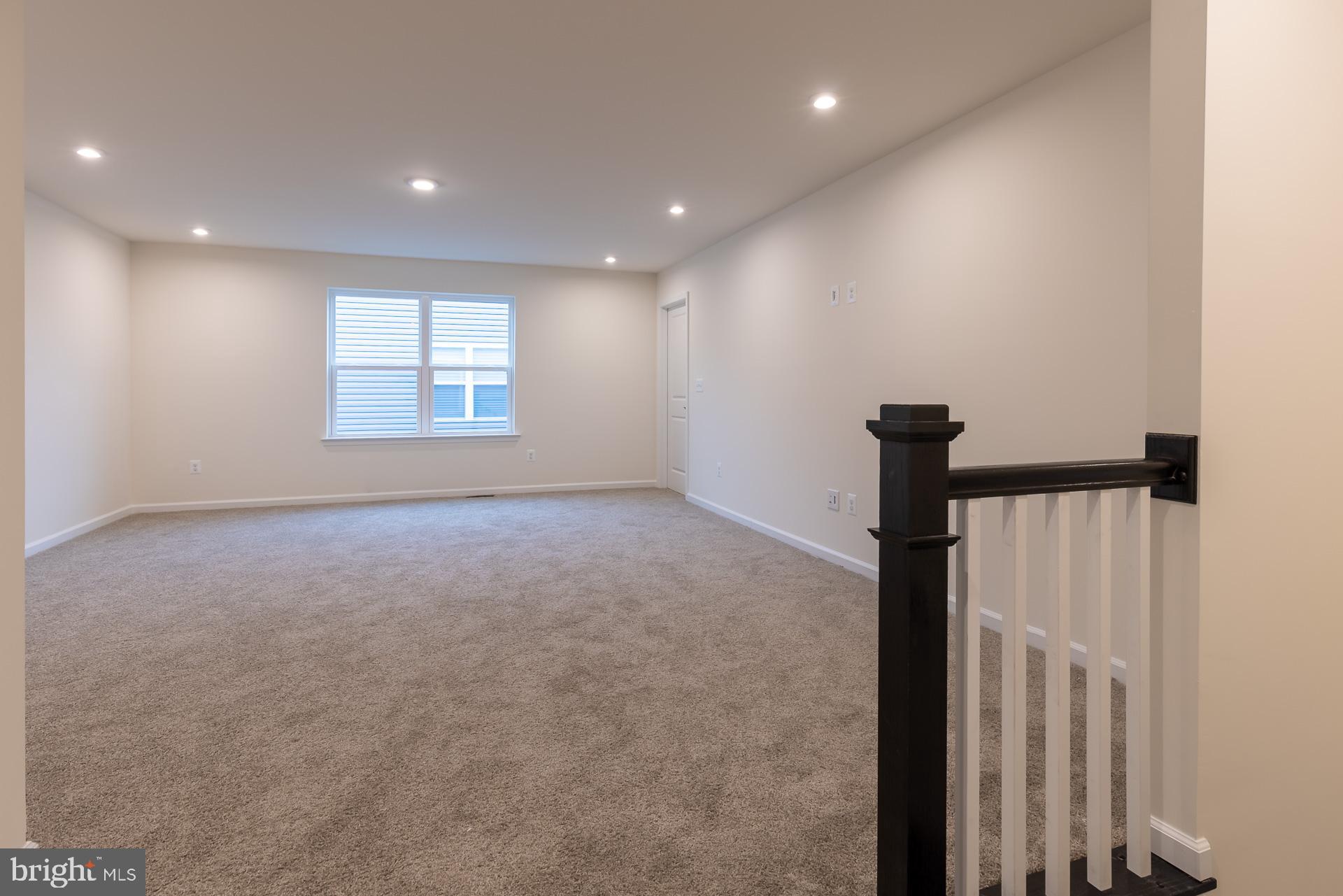 SANDPIPER COVE - Residential