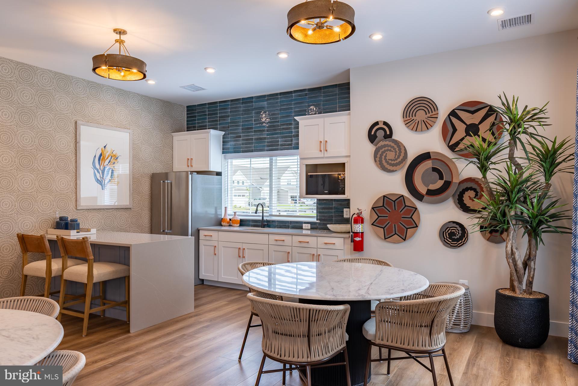SANDPIPER COVE - Residential
