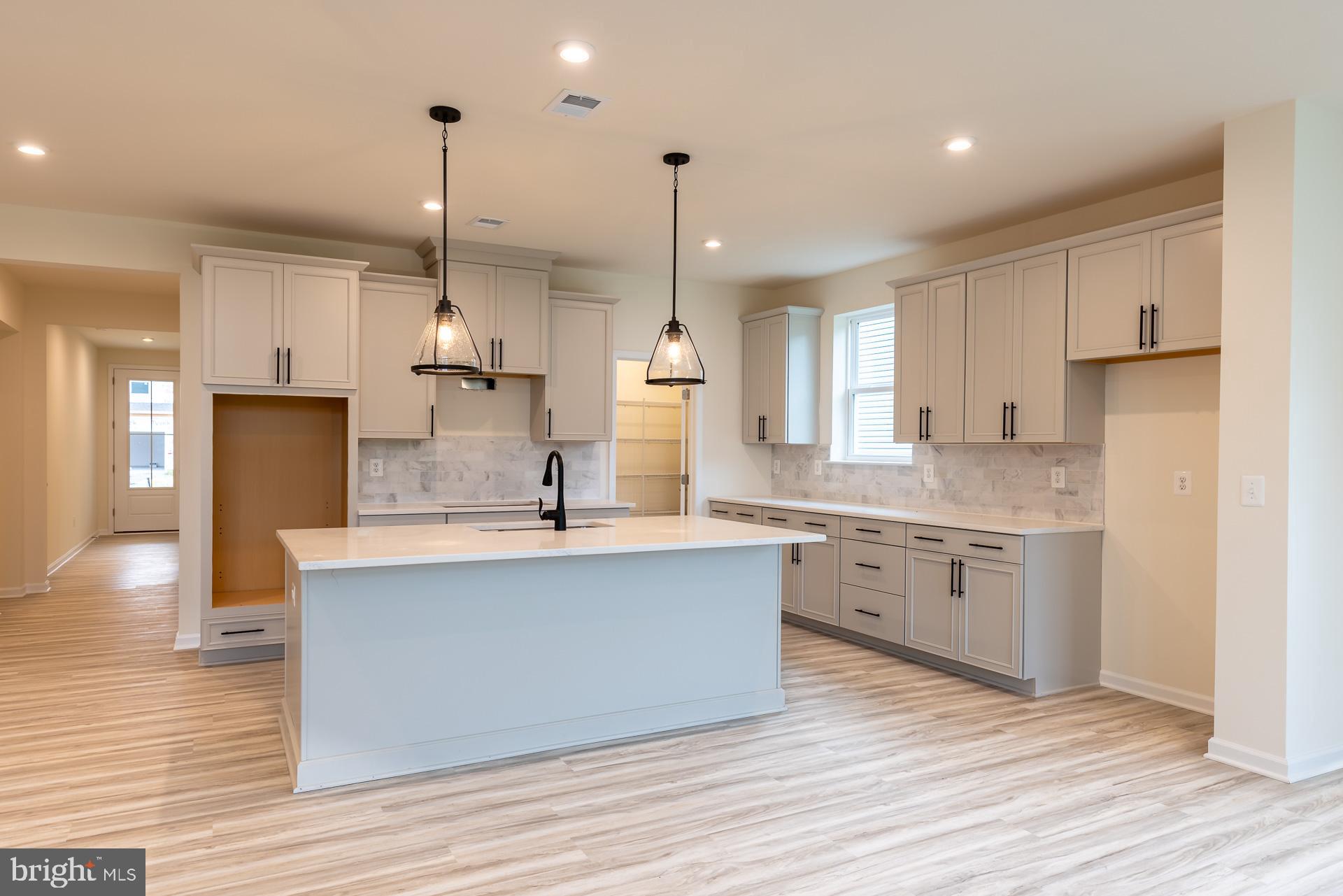 SANDPIPER COVE - Residential
