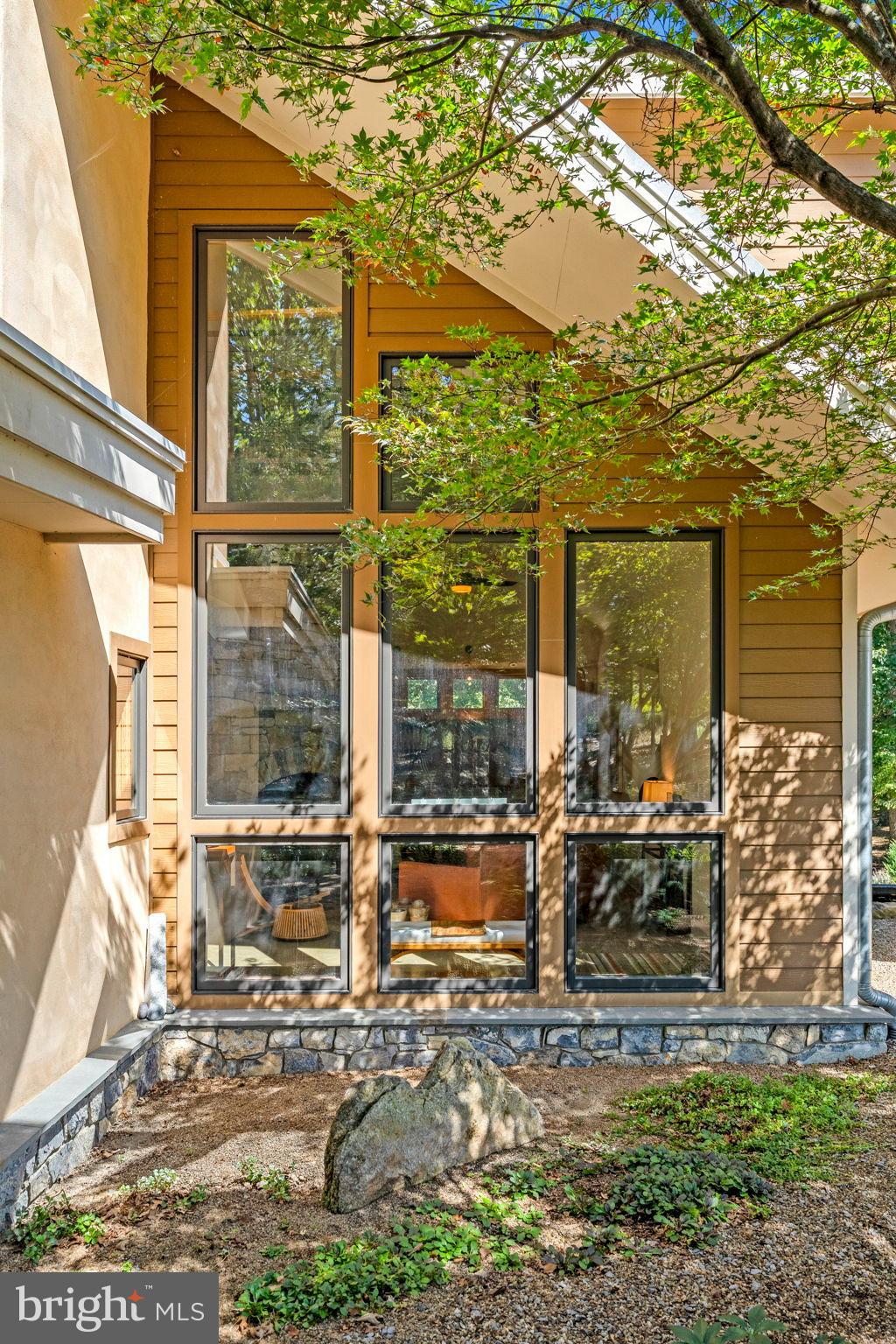 BROOMGRASS - Residential