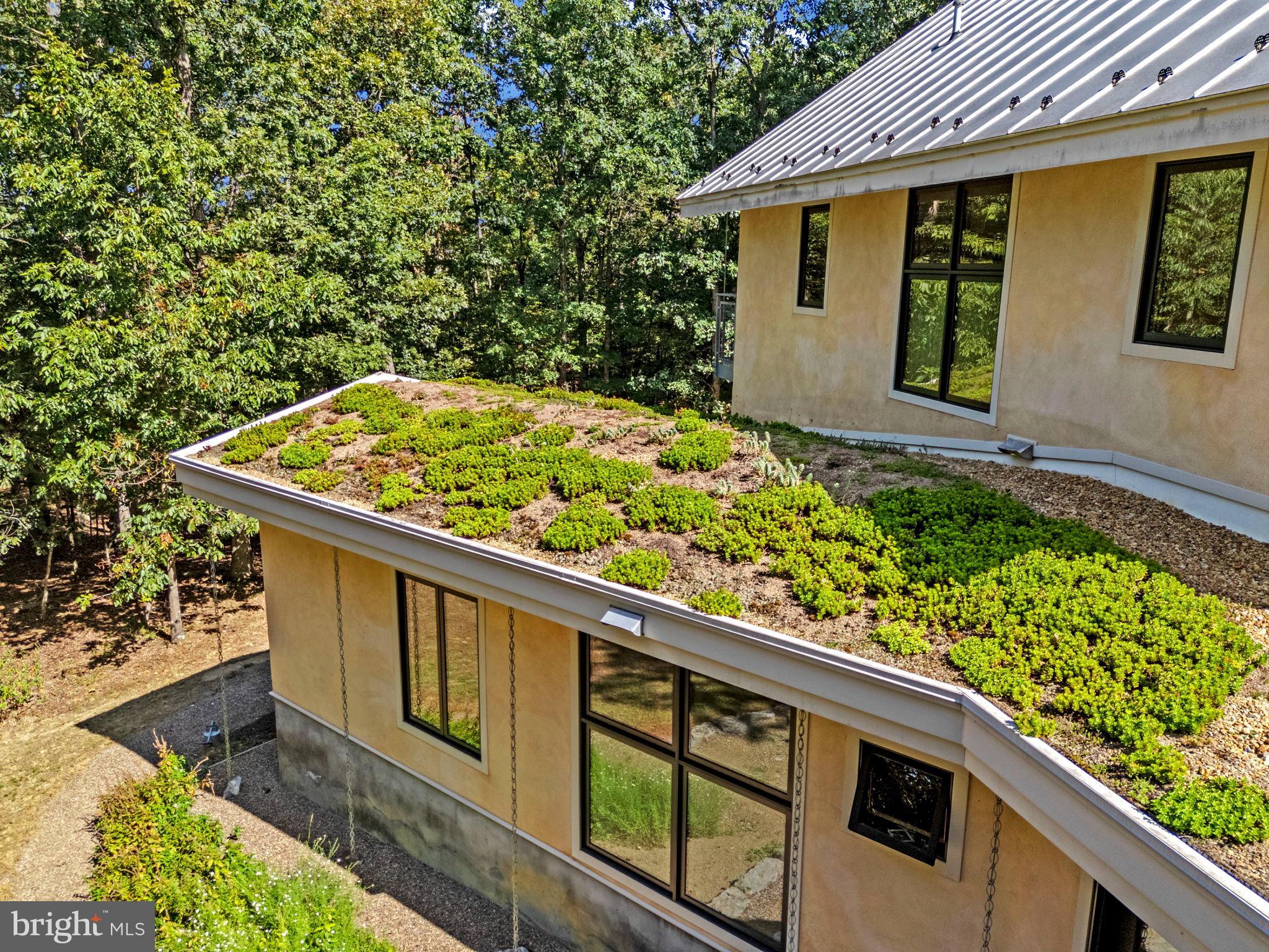 BROOMGRASS - Residential