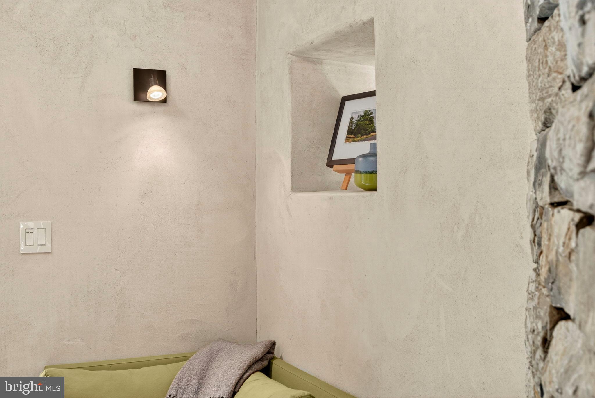 BROOMGRASS - Residential