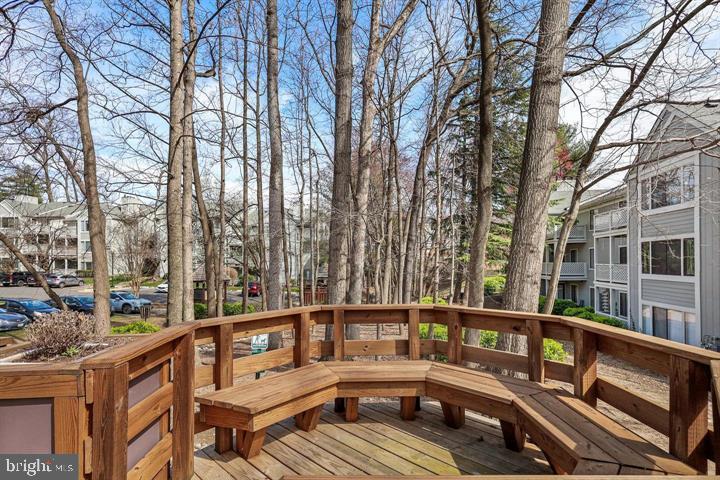 HUNTERS CROSSING - Residential Lease