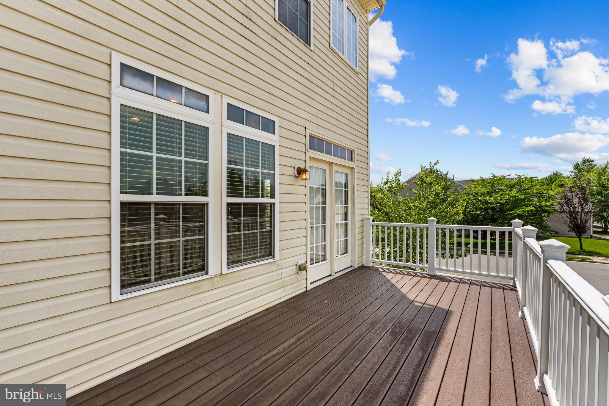 SOUTH RIDING - Residential