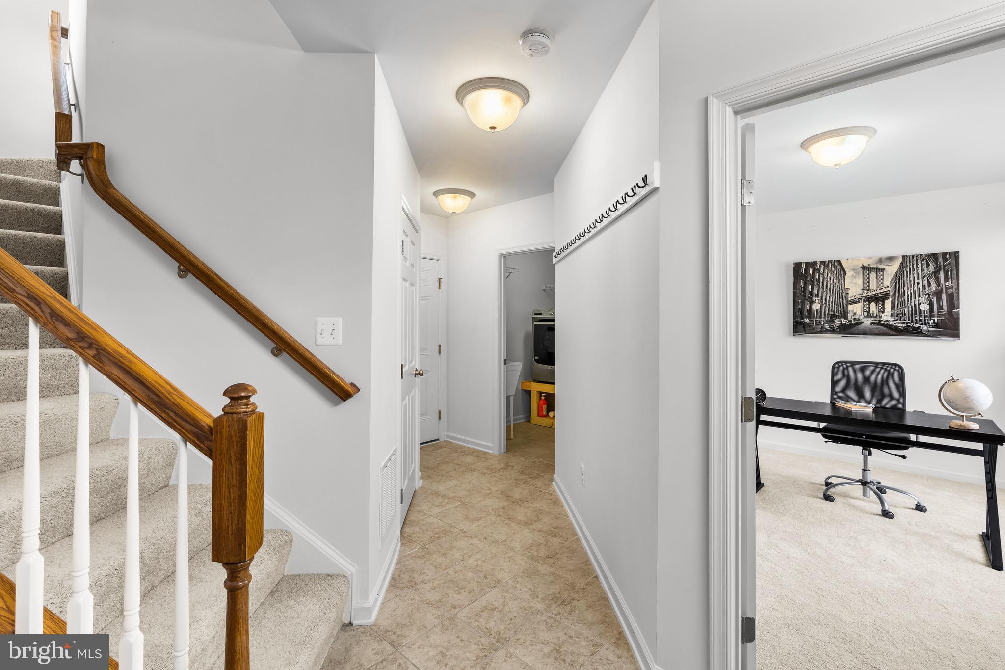 SOUTH RIDING - Residential
