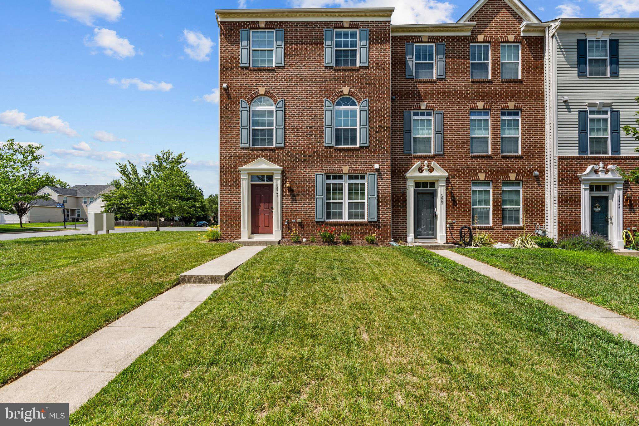 Welcome to this beautifully maintained townhome in the highly sought-after South Riding community of Chantilly. Built in 2010, this spacious residence offers approximately 2,100 square feet of living space with 3 bedrooms, 2.5 bathrooms, and a one-car garage. The open and functional floor plan is designed for both everyday living and entertaining, featuring light-filled living spaces, a cozy fireplace, and seamless flow throughout.
The well-appointed kitchen opens to the main living areas, creating an inviting atmosphere for gatherings and daily life. Upstairs, the spacious primary suite provides a private retreat with an en-suite bath and generous closet space, while two additional bedrooms offer flexibility for guests, family, or a home office.
Situated on a low-maintenance lot, this home combines comfort and convenience with easy access to South Riding's exceptional community amenities, including parks, pools, walking trails, shopping, dining, and major commuter routes. Whether you're relaxing at home or enjoying everything the neighborhood has to offer, this property presents an outstanding opportunity to enjoy the best of Chantilly living.