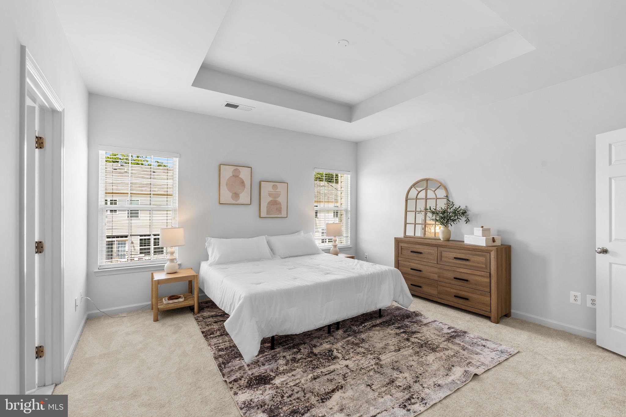SOUTH RIDING - Residential