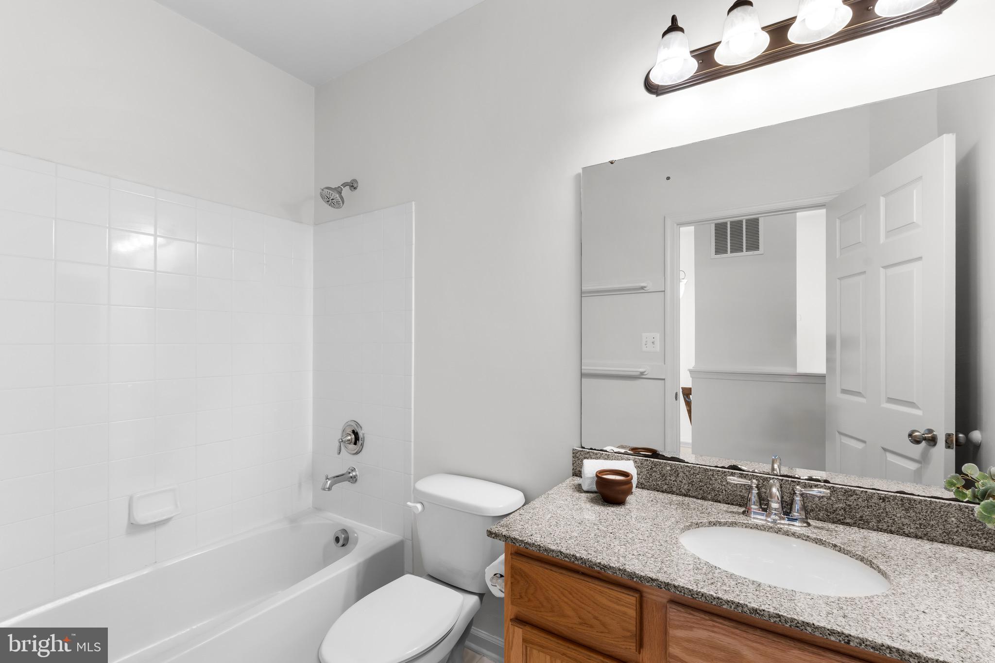 SOUTH RIDING - Residential