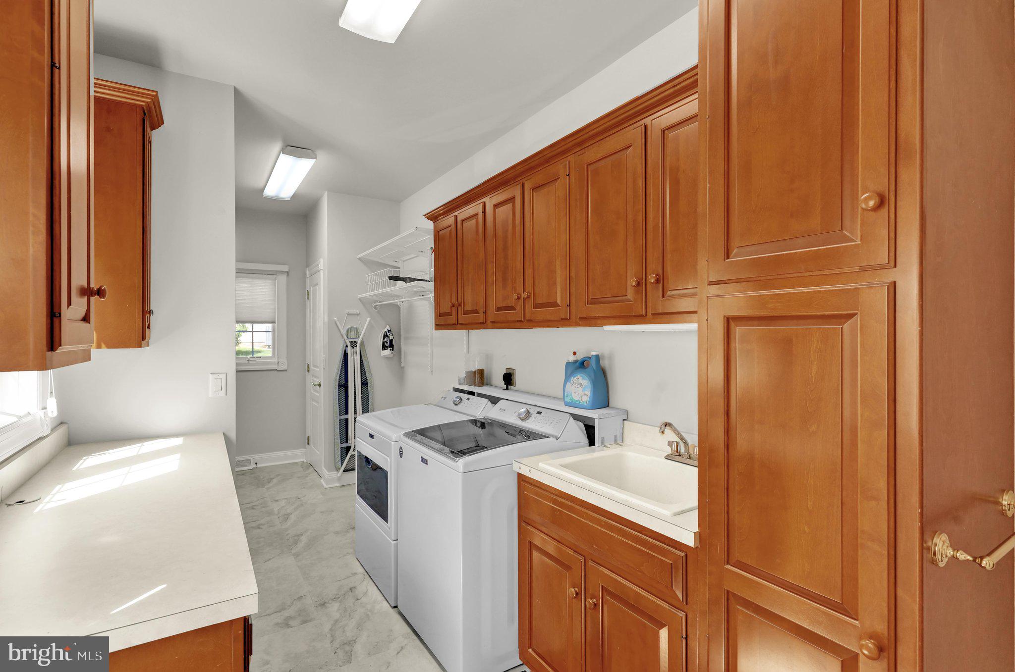 CANTERBURY PLACE - Residential