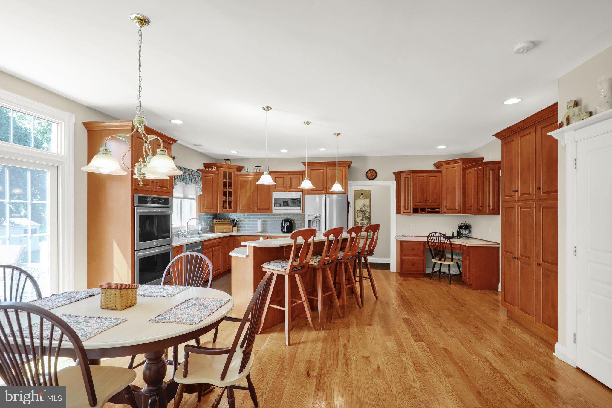 CANTERBURY PLACE - Residential