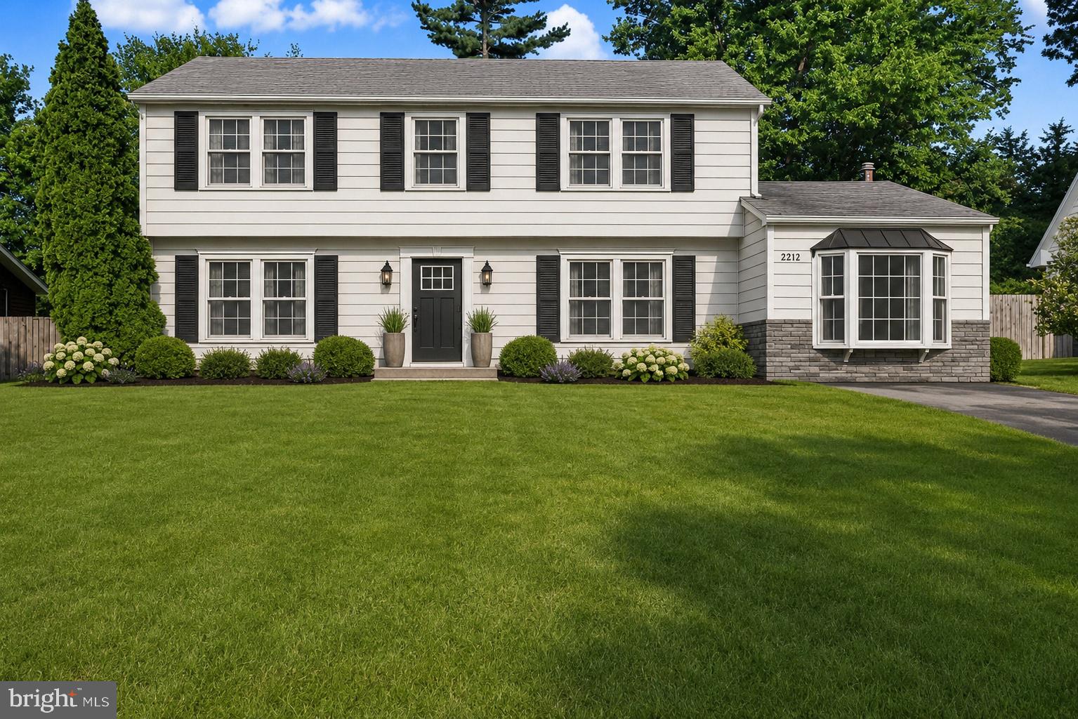 FOXHILL AT BELAIR - Residential