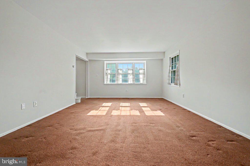 FOXHILL AT BELAIR - Residential