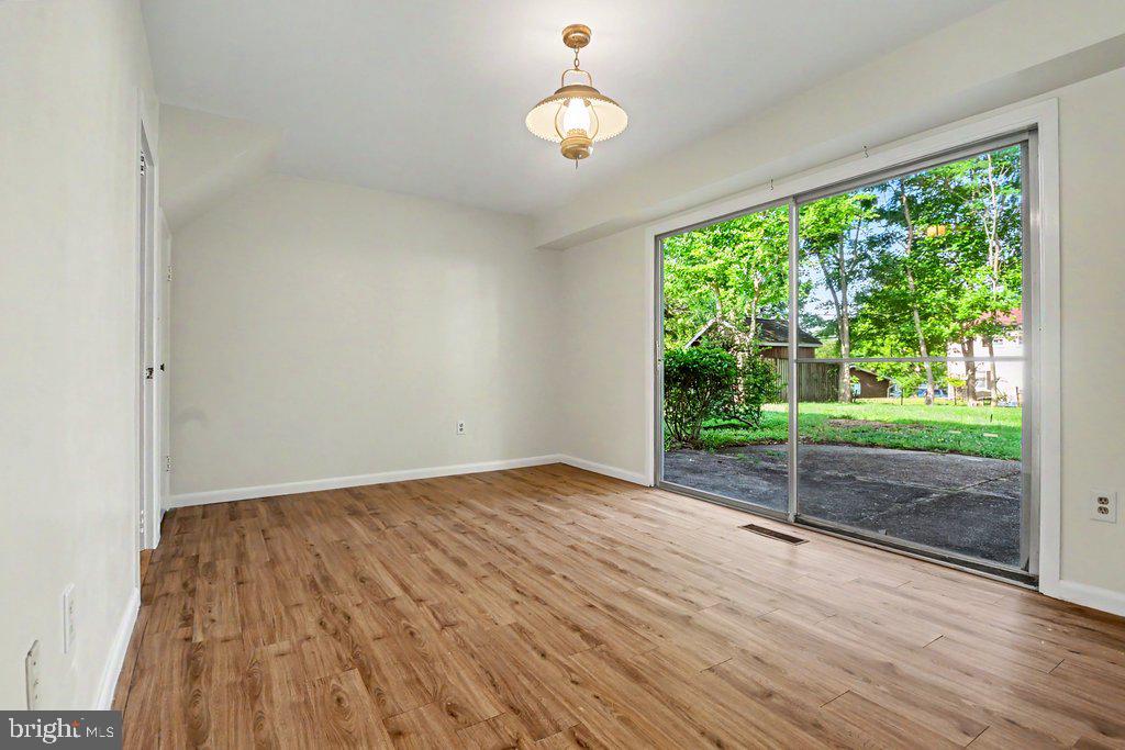 FOXHILL AT BELAIR - Residential