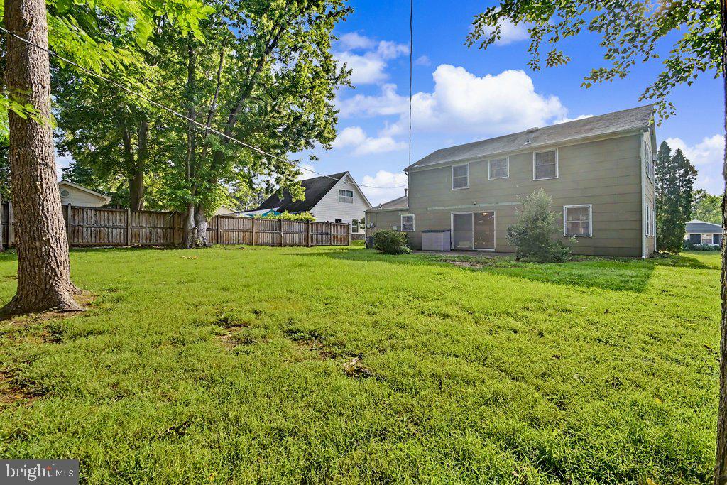 FOXHILL AT BELAIR - Residential
