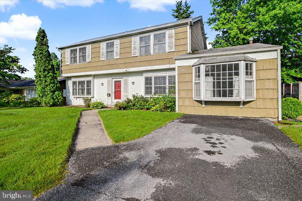 FOXHILL AT BELAIR - Residential