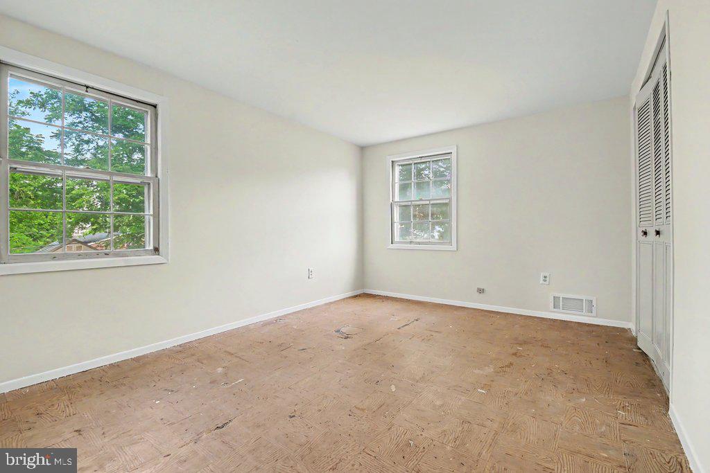 FOXHILL AT BELAIR - Residential