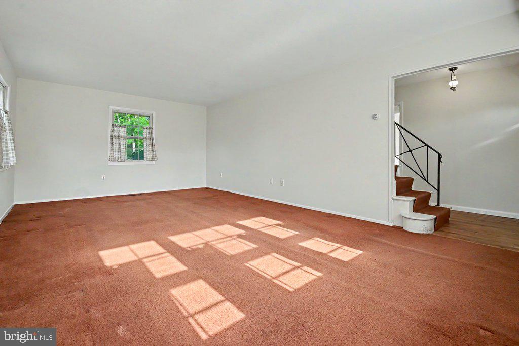 FOXHILL AT BELAIR - Residential