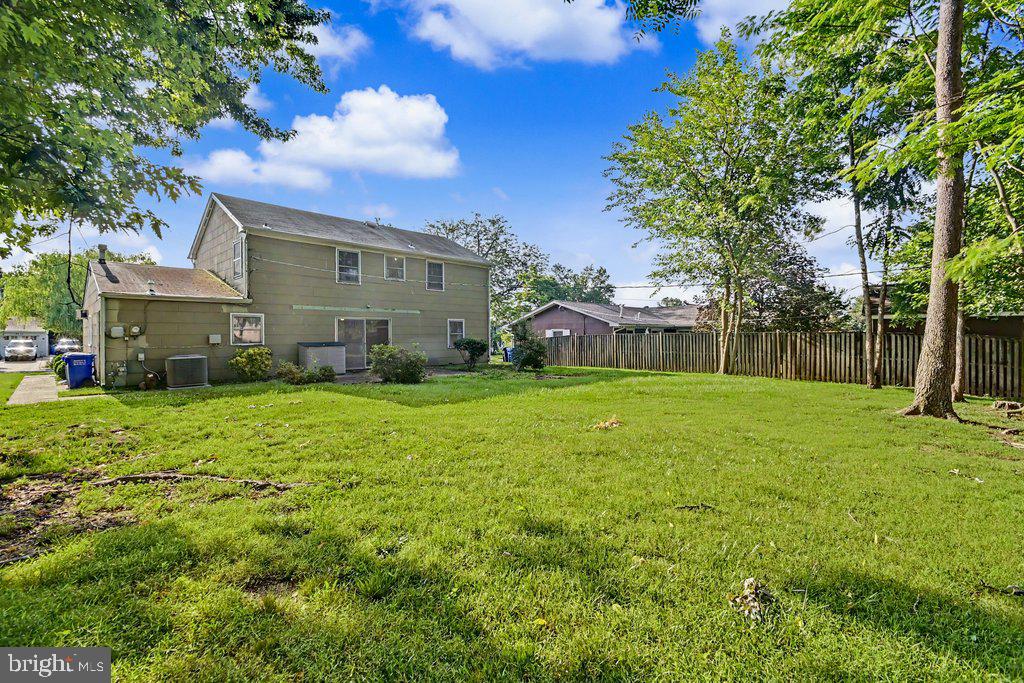 FOXHILL AT BELAIR - Residential