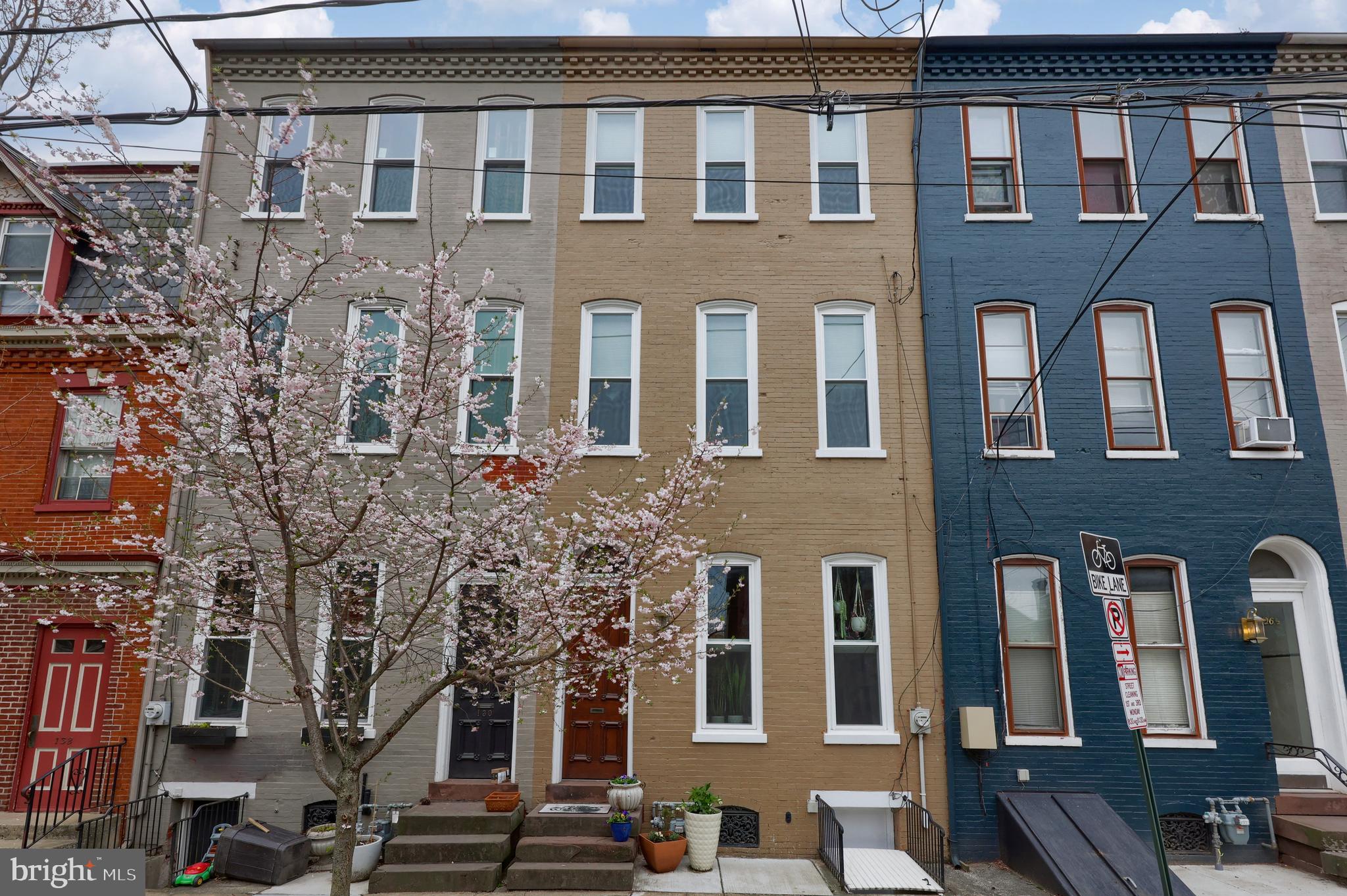 LANCASTER - Residential