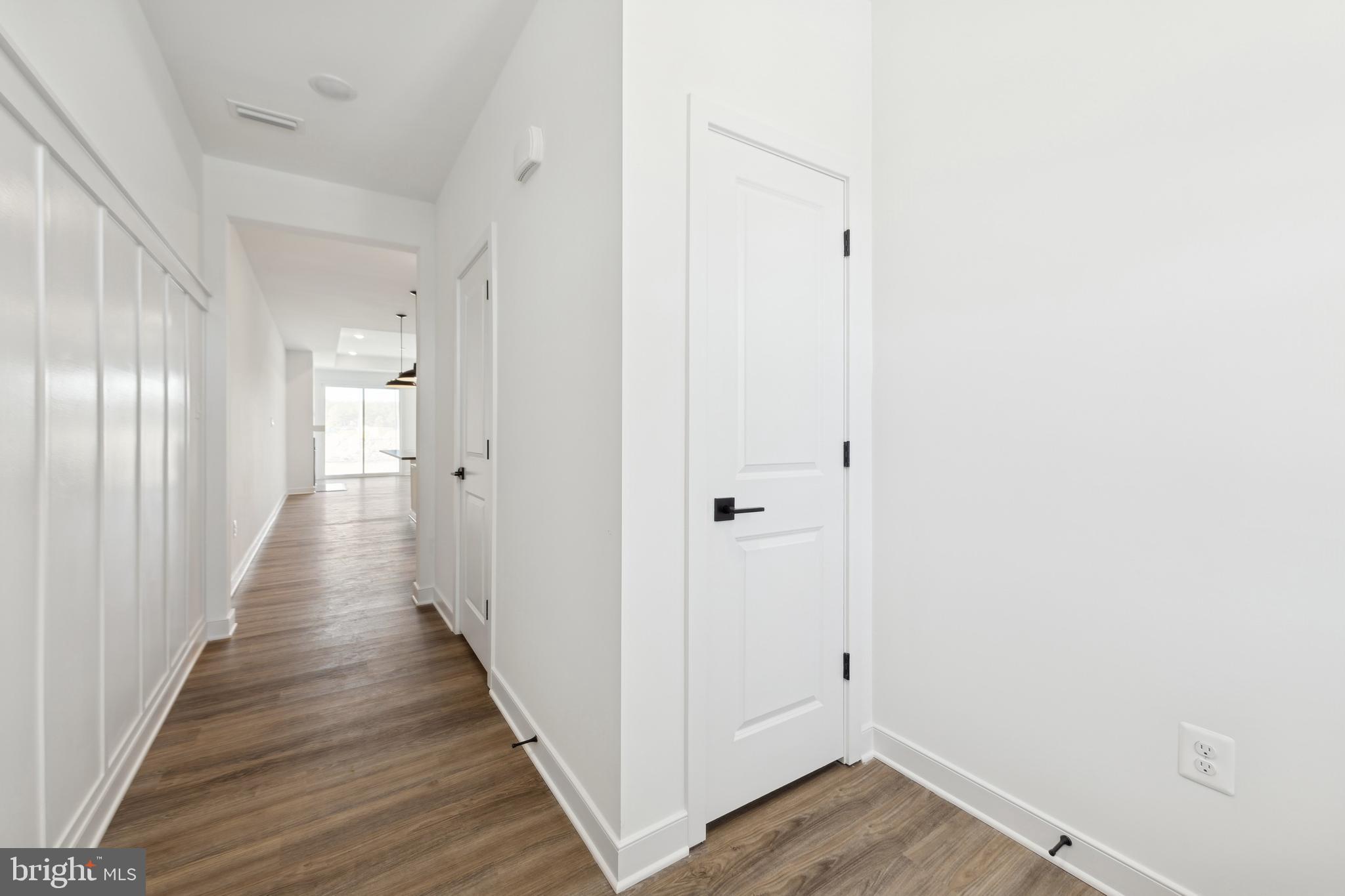 ADMIRAL'S LANDING - Residential