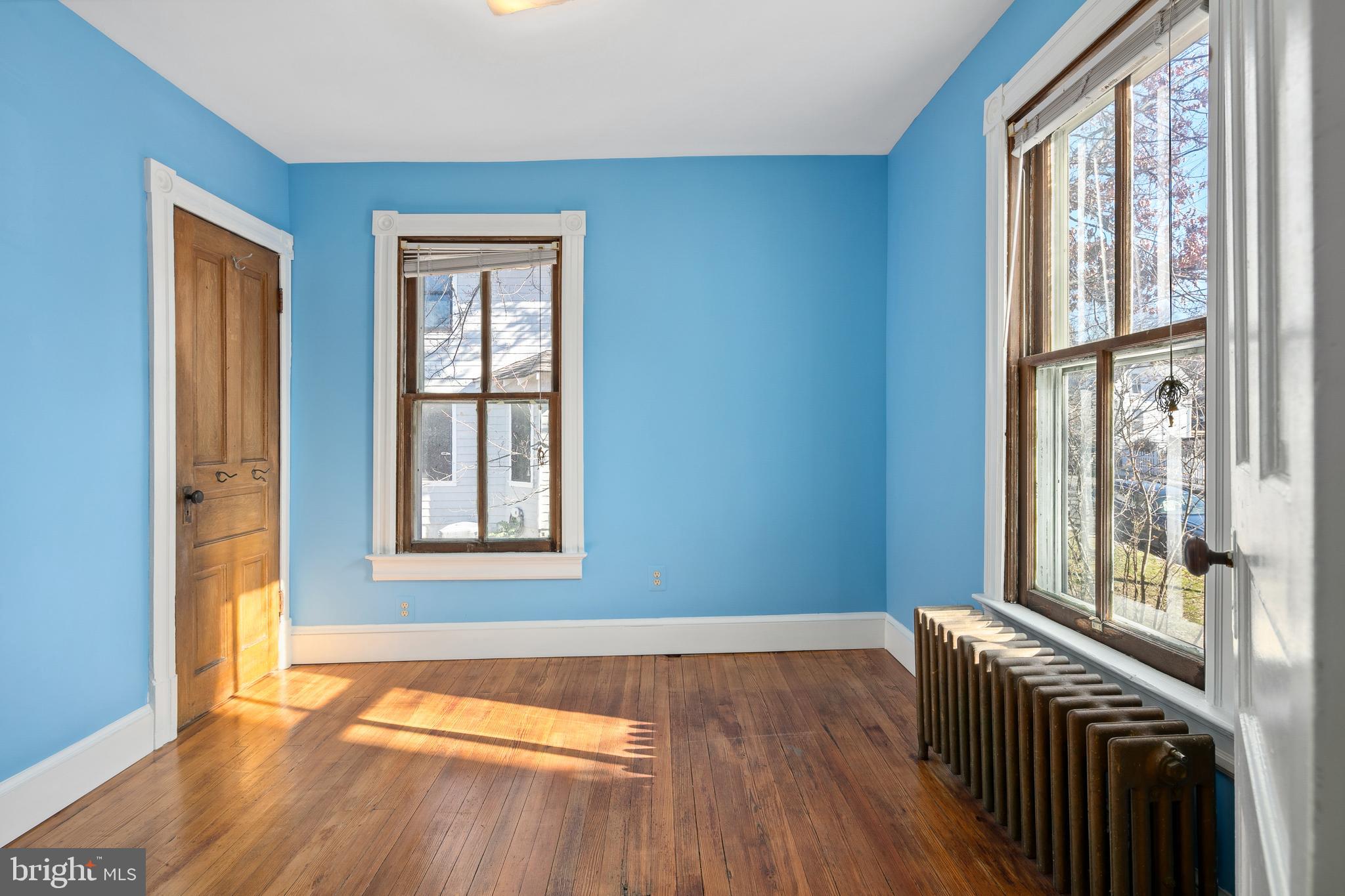 MAYWOOD - Residential