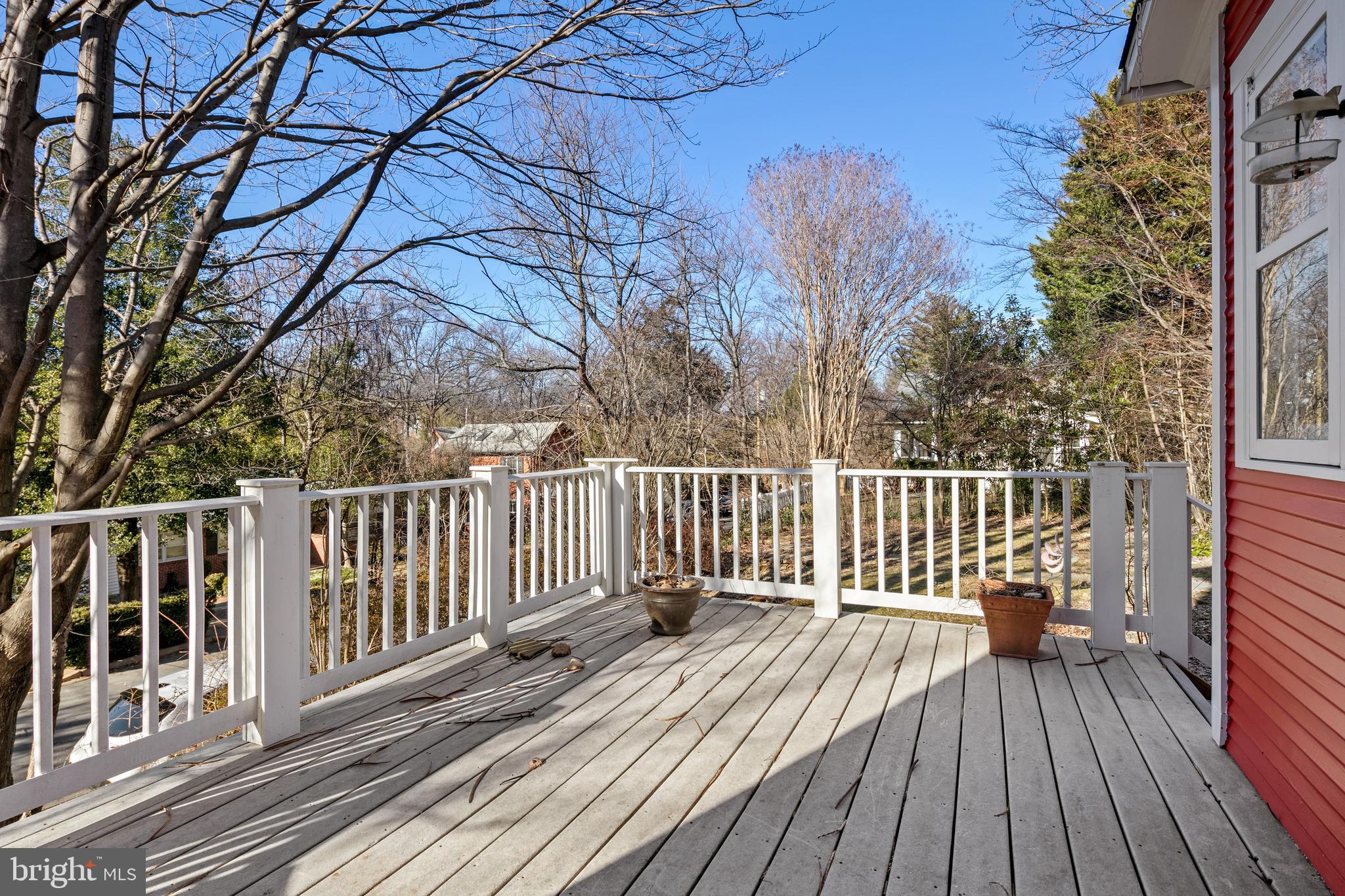 MAYWOOD - Residential
