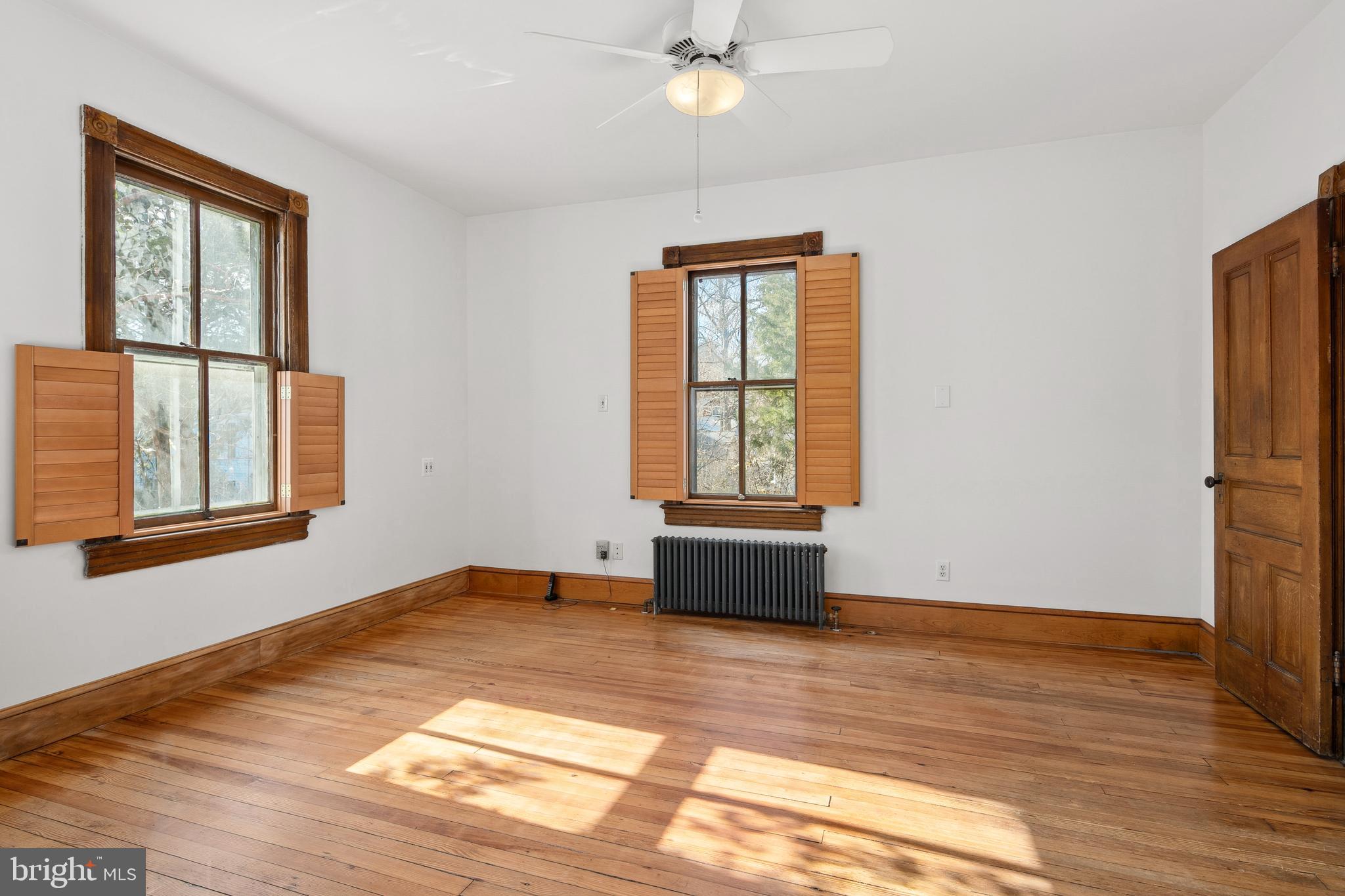 MAYWOOD - Residential