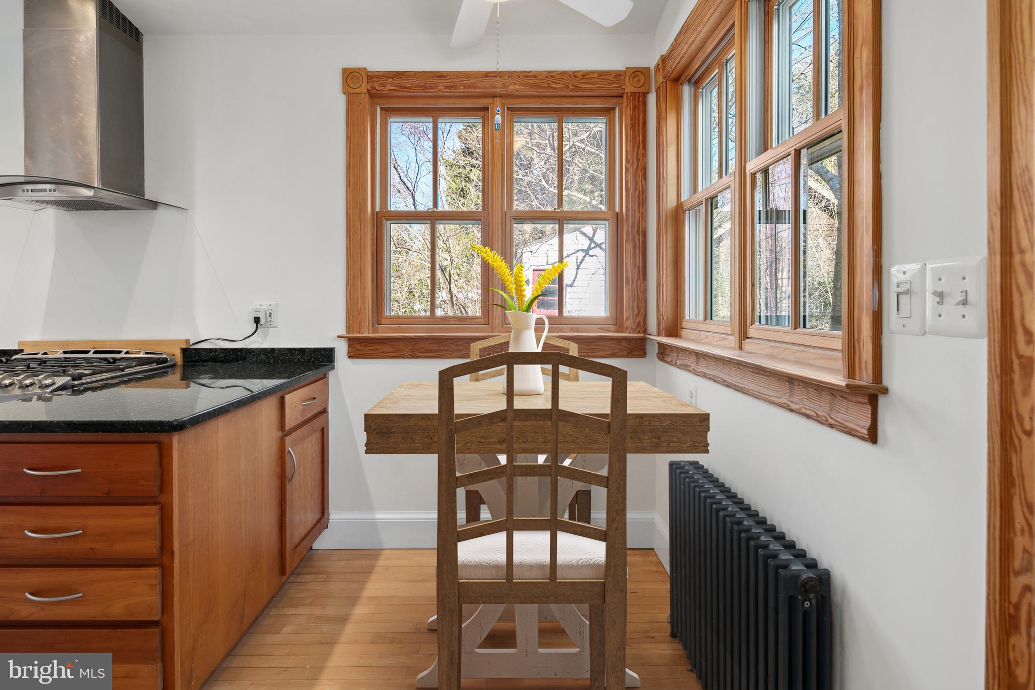 MAYWOOD - Residential
