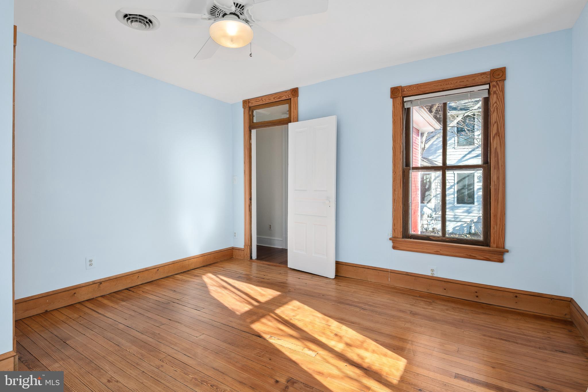 MAYWOOD - Residential
