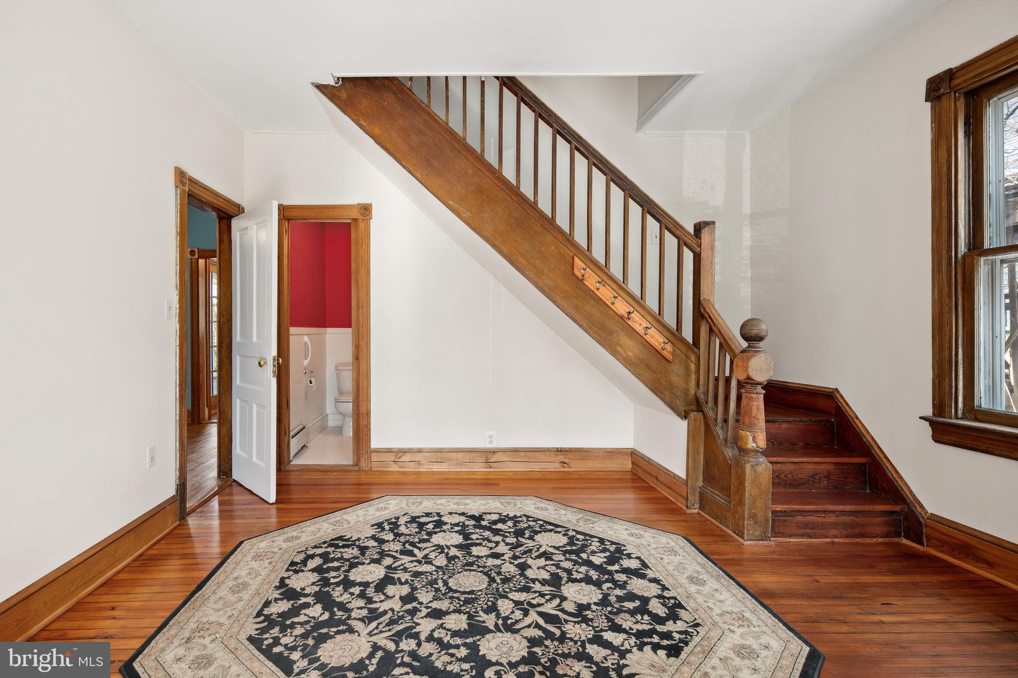 MAYWOOD - Residential