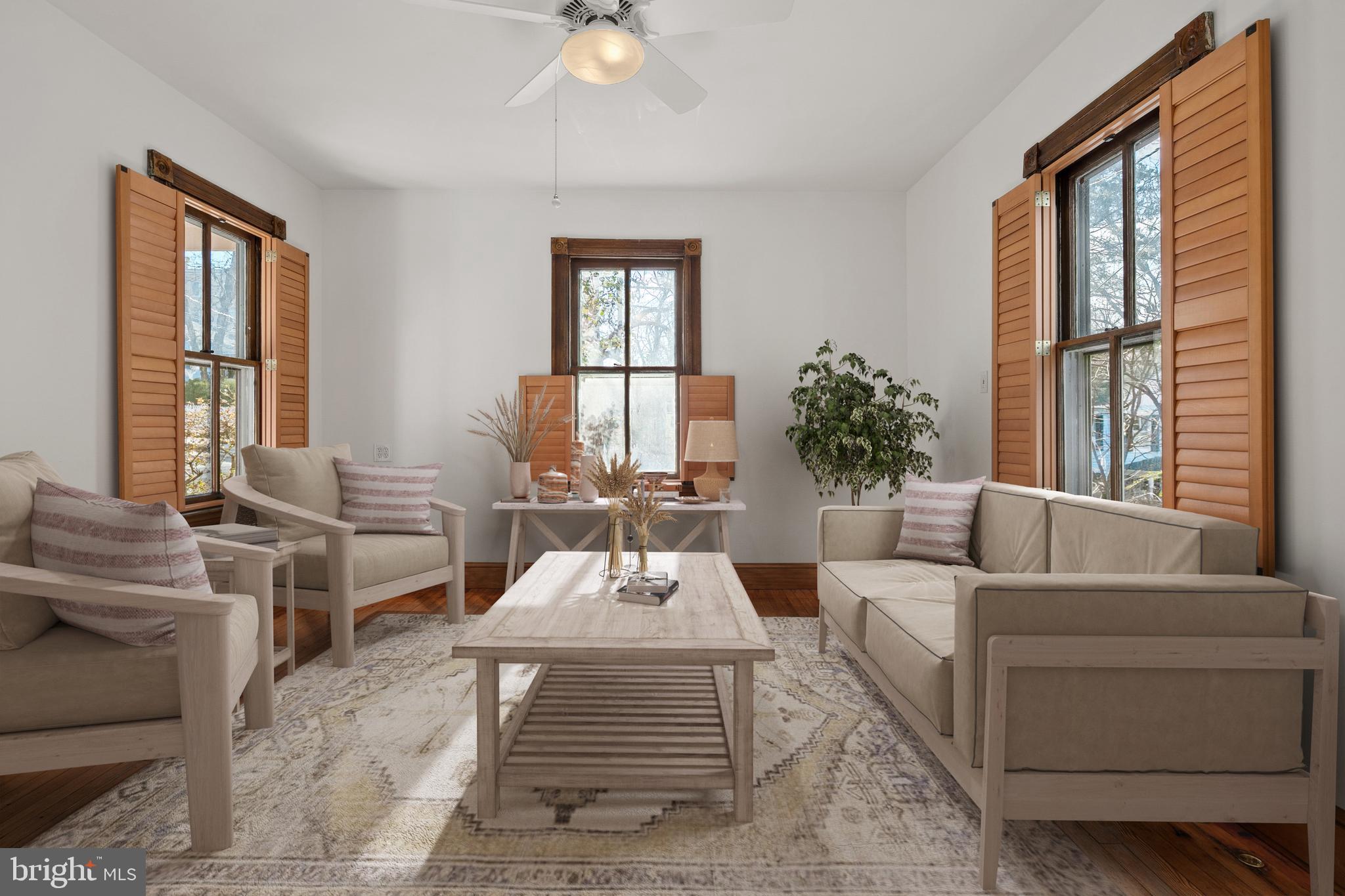 MAYWOOD - Residential