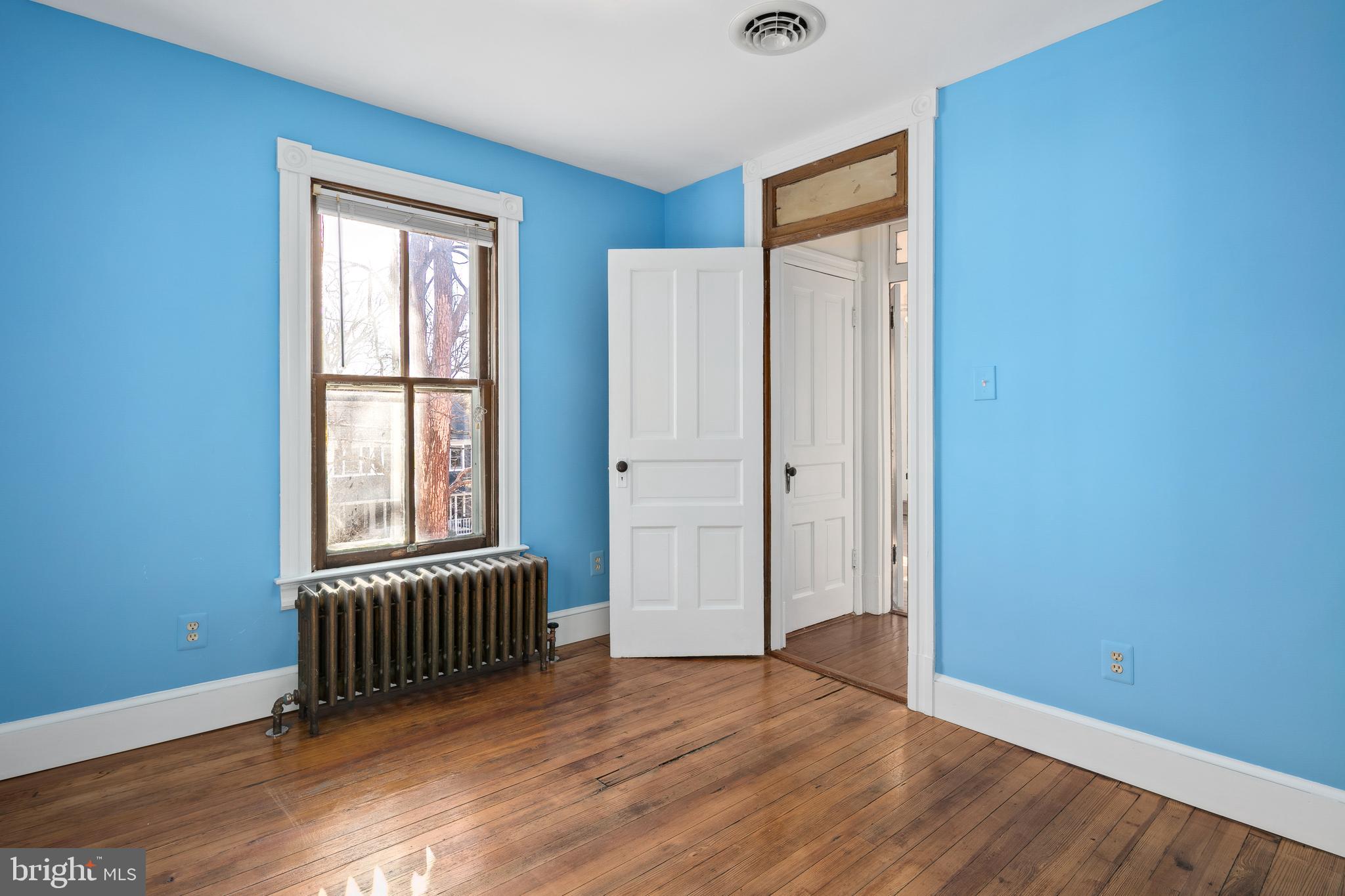 MAYWOOD - Residential
