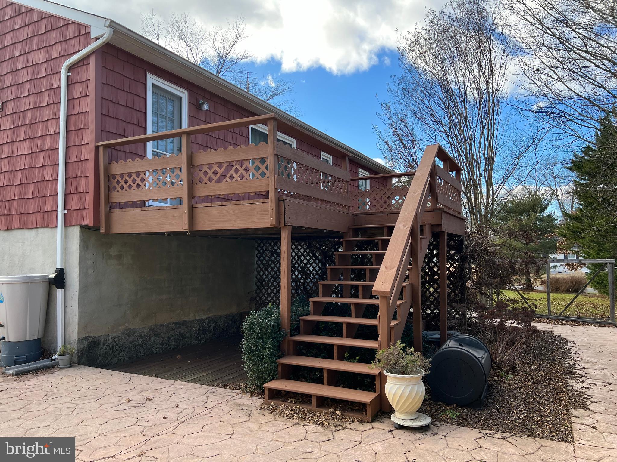 YORKSHIRE ACRES - Residential Lease