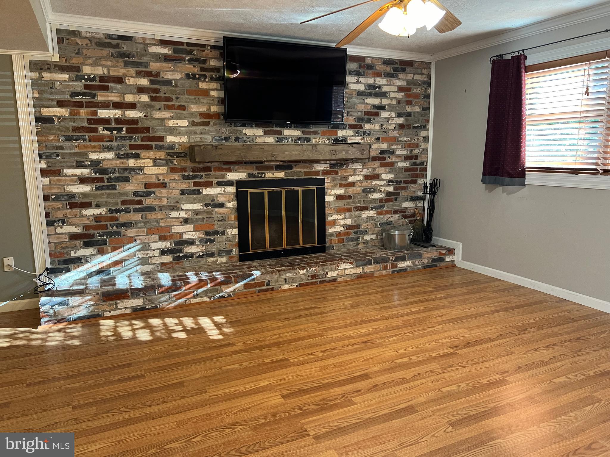 YORKSHIRE ACRES - Residential Lease
