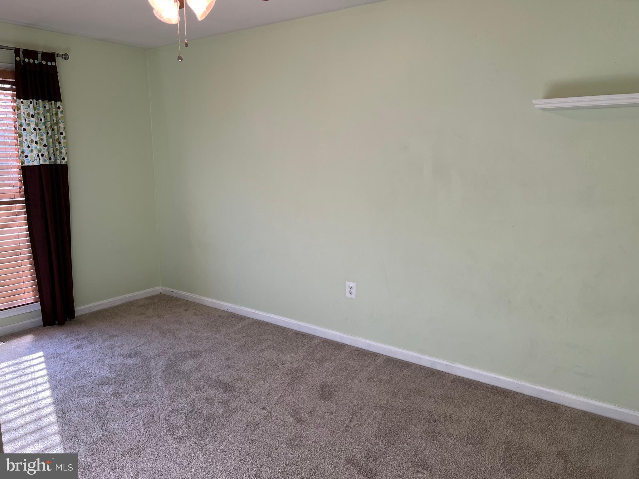 YORKSHIRE ACRES - Residential Lease