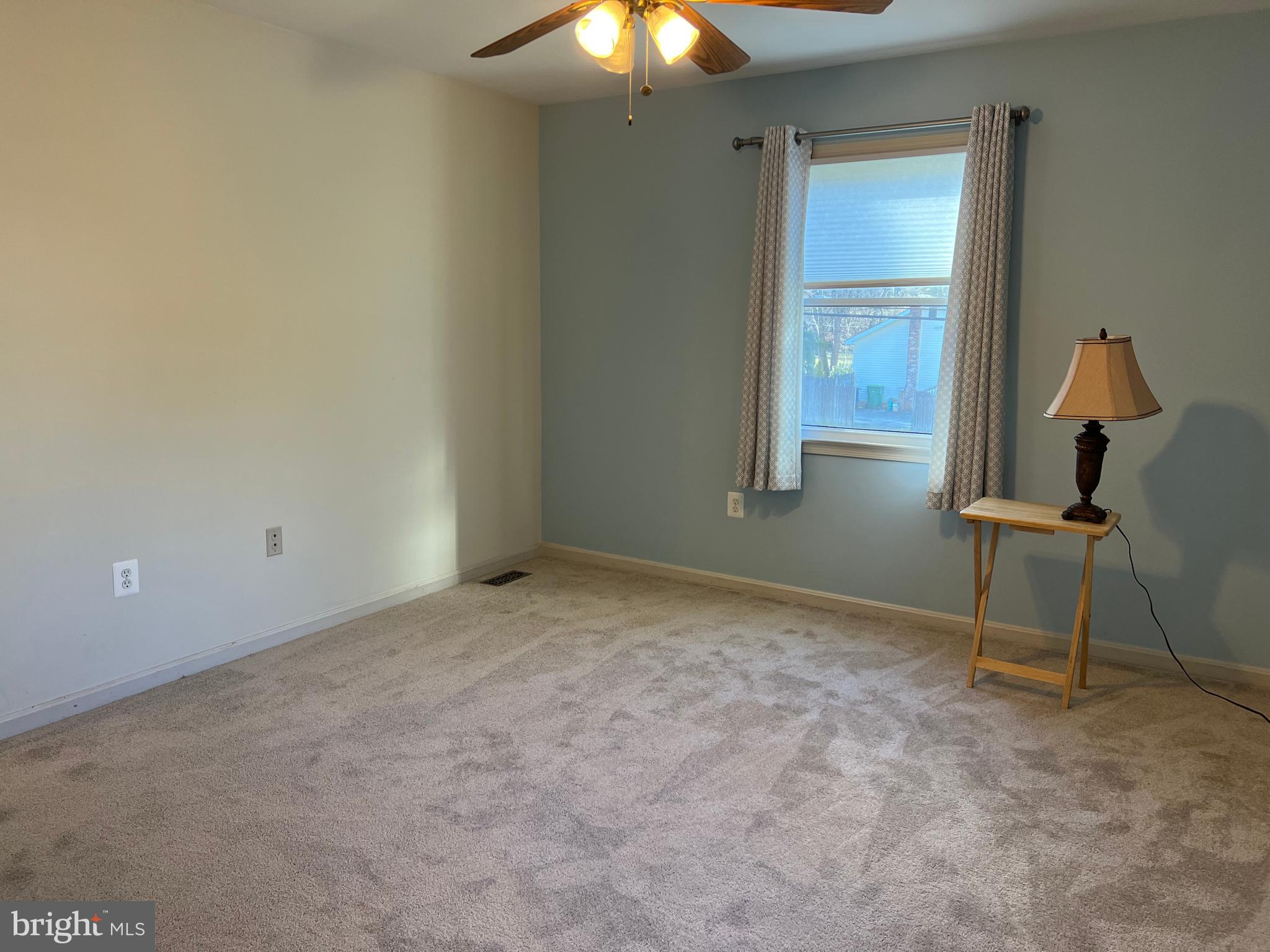 YORKSHIRE ACRES - Residential Lease