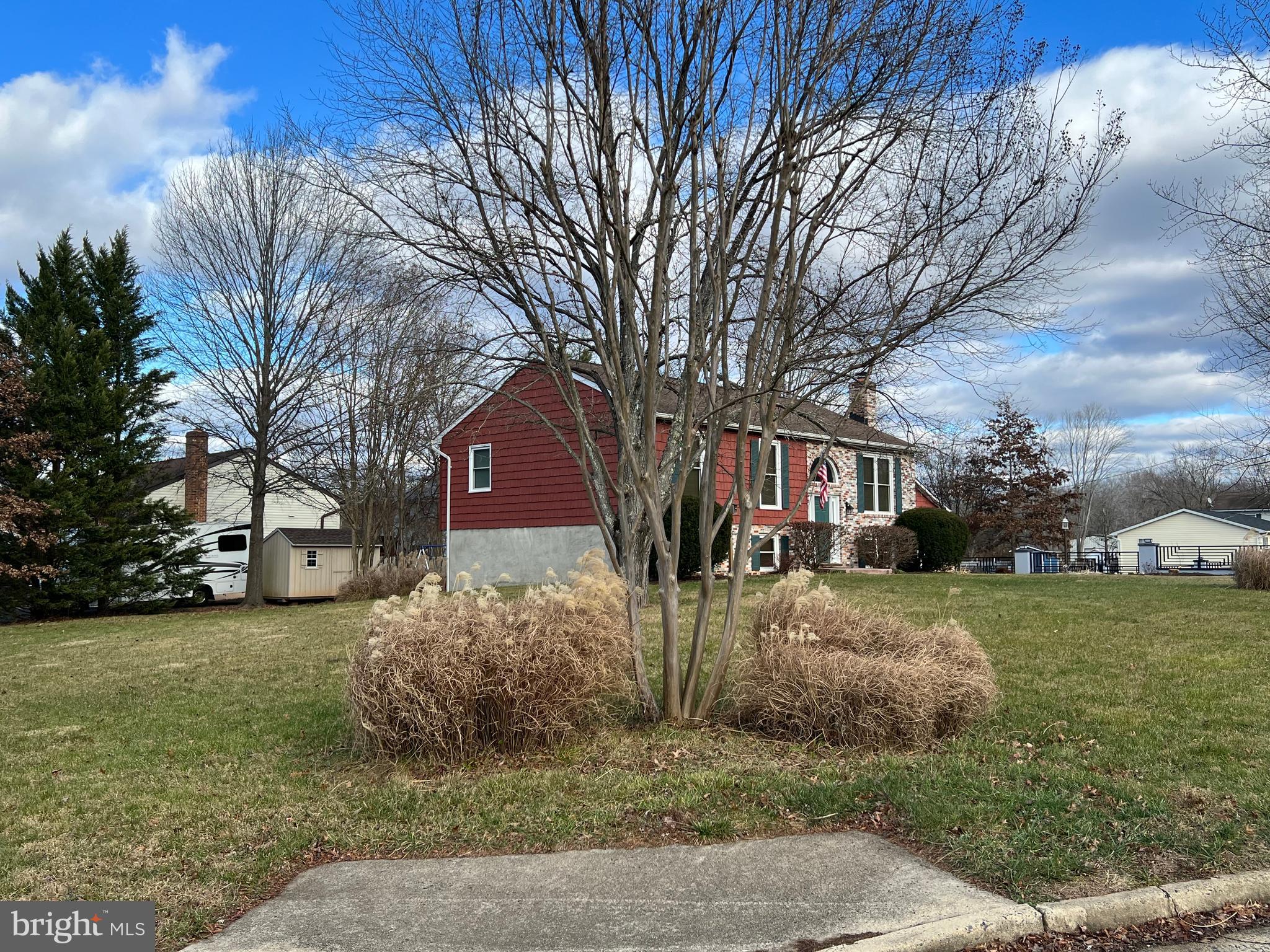 YORKSHIRE ACRES - Residential Lease