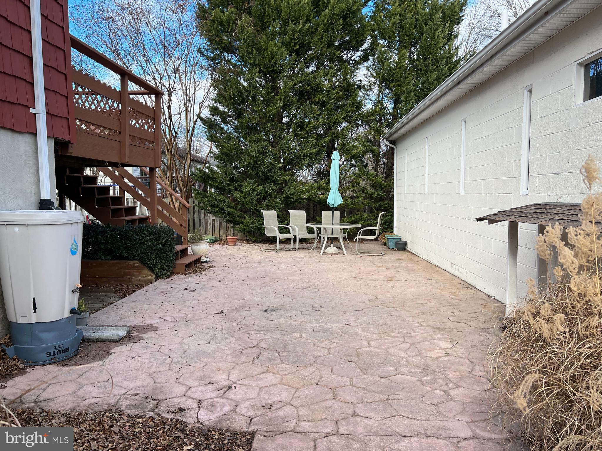 YORKSHIRE ACRES - Residential Lease