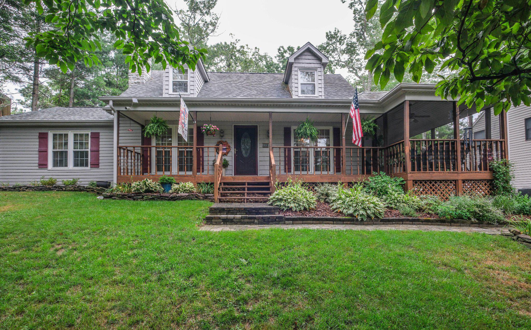 LAKE HOLIDAY ESTATES - Residential