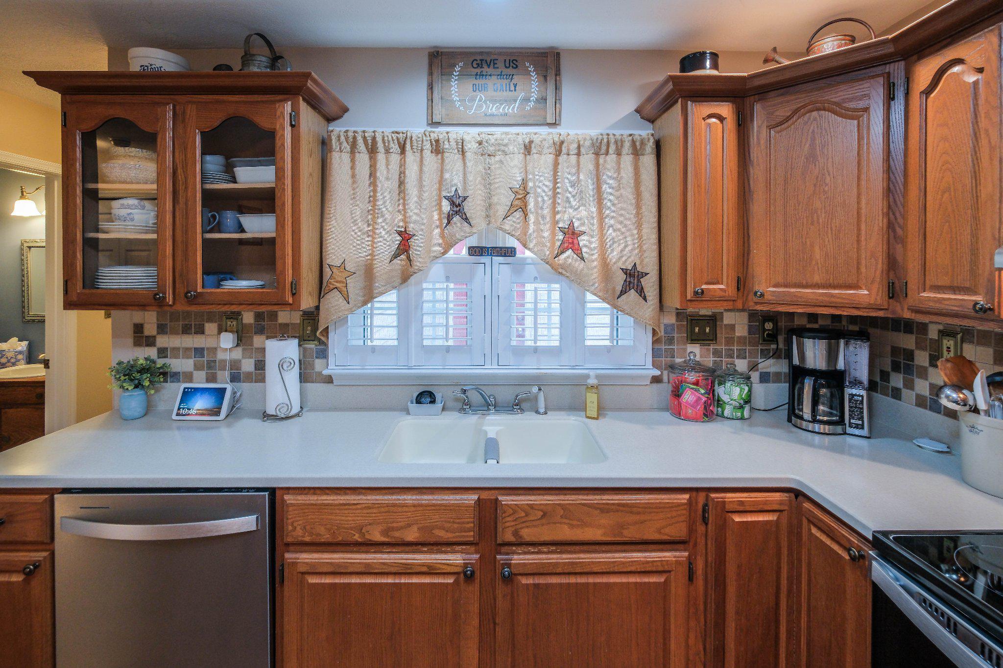 LAKE HOLIDAY ESTATES - Residential