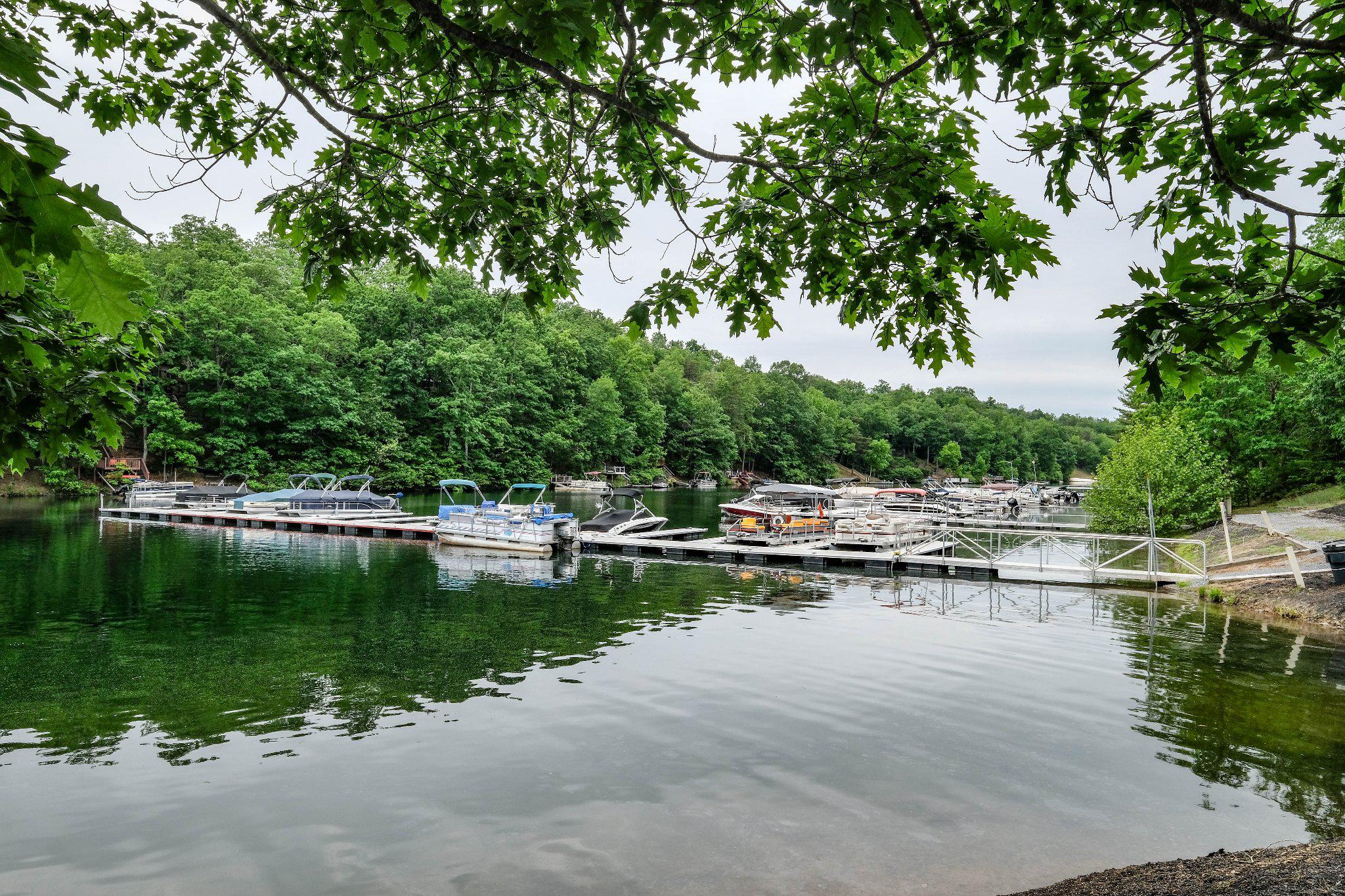 LAKE HOLIDAY ESTATES - Residential
