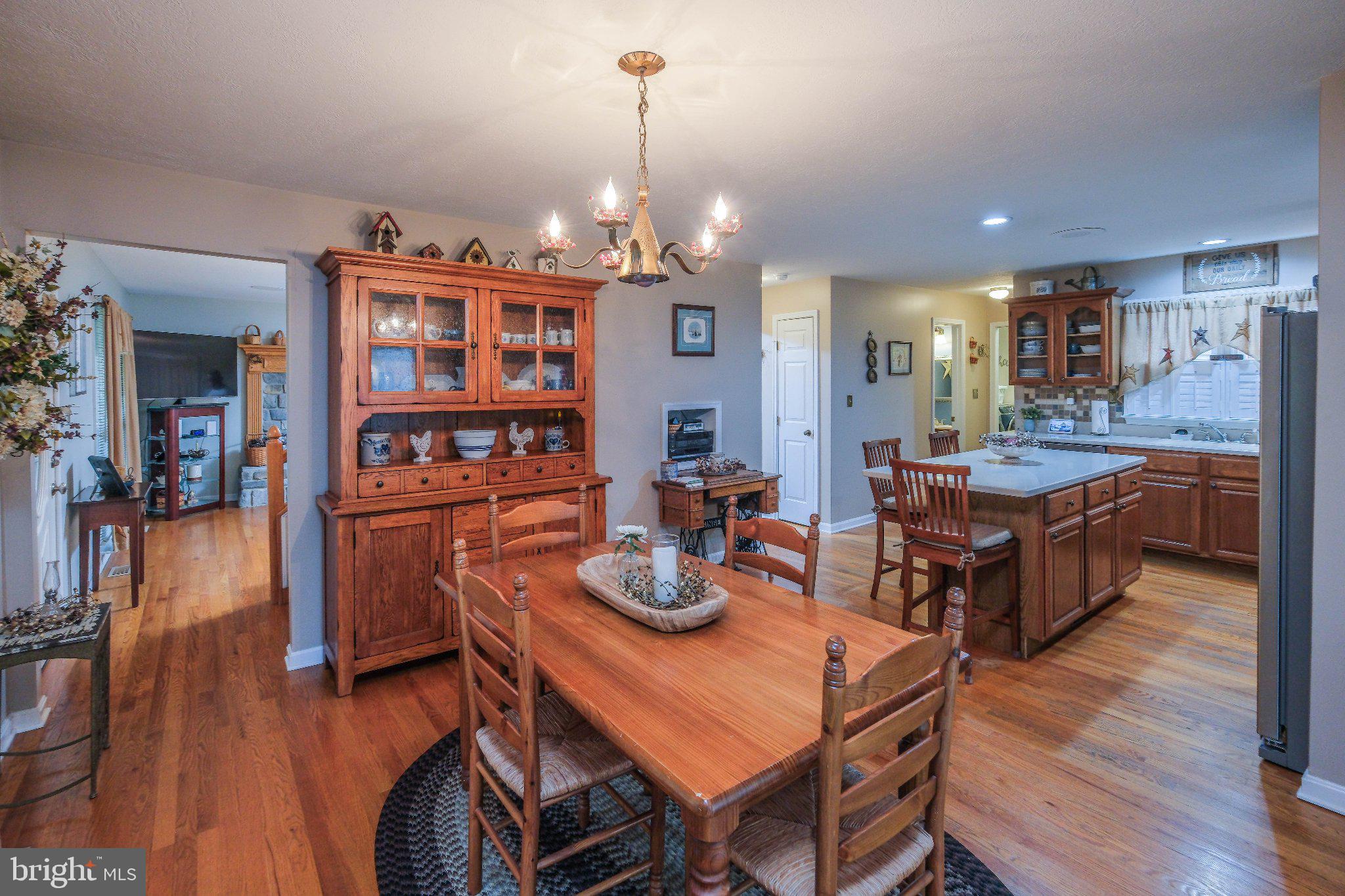 LAKE HOLIDAY ESTATES - Residential