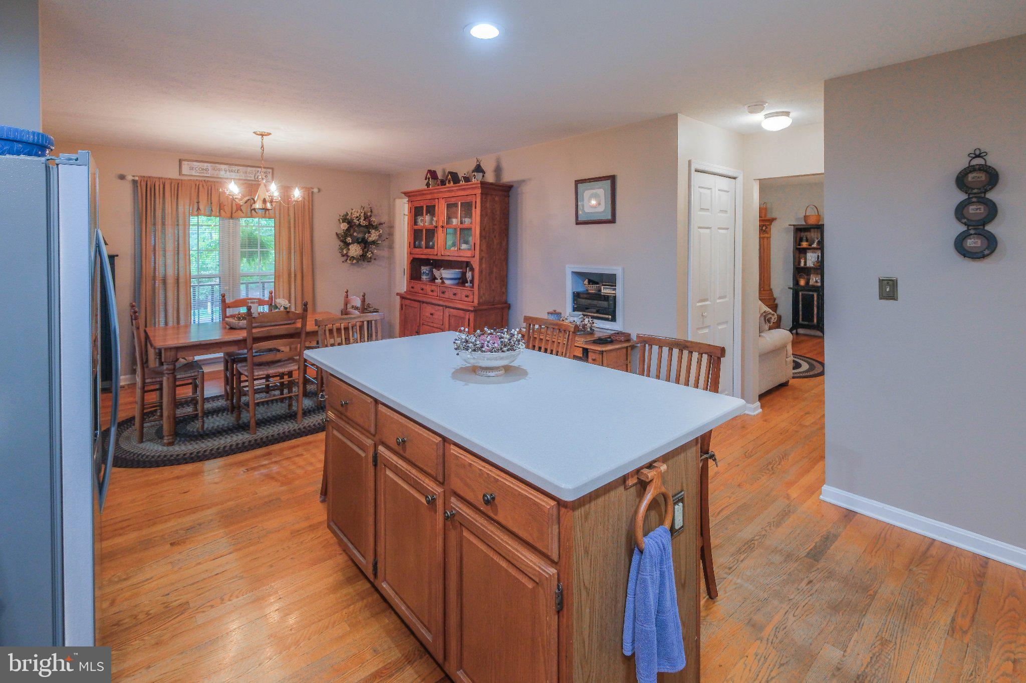 LAKE HOLIDAY ESTATES - Residential
