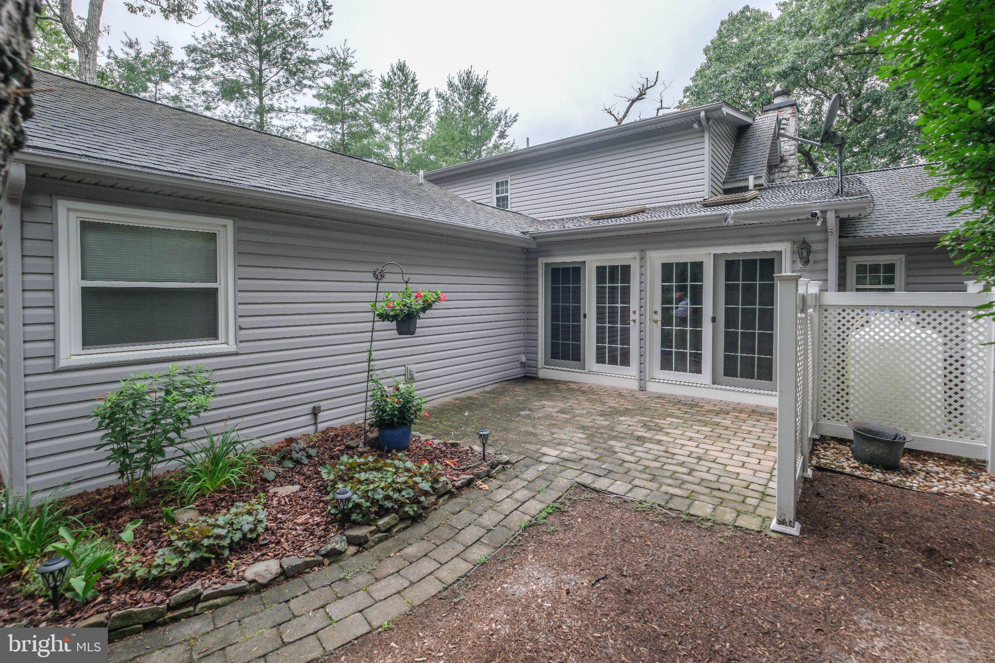LAKE HOLIDAY ESTATES - Residential