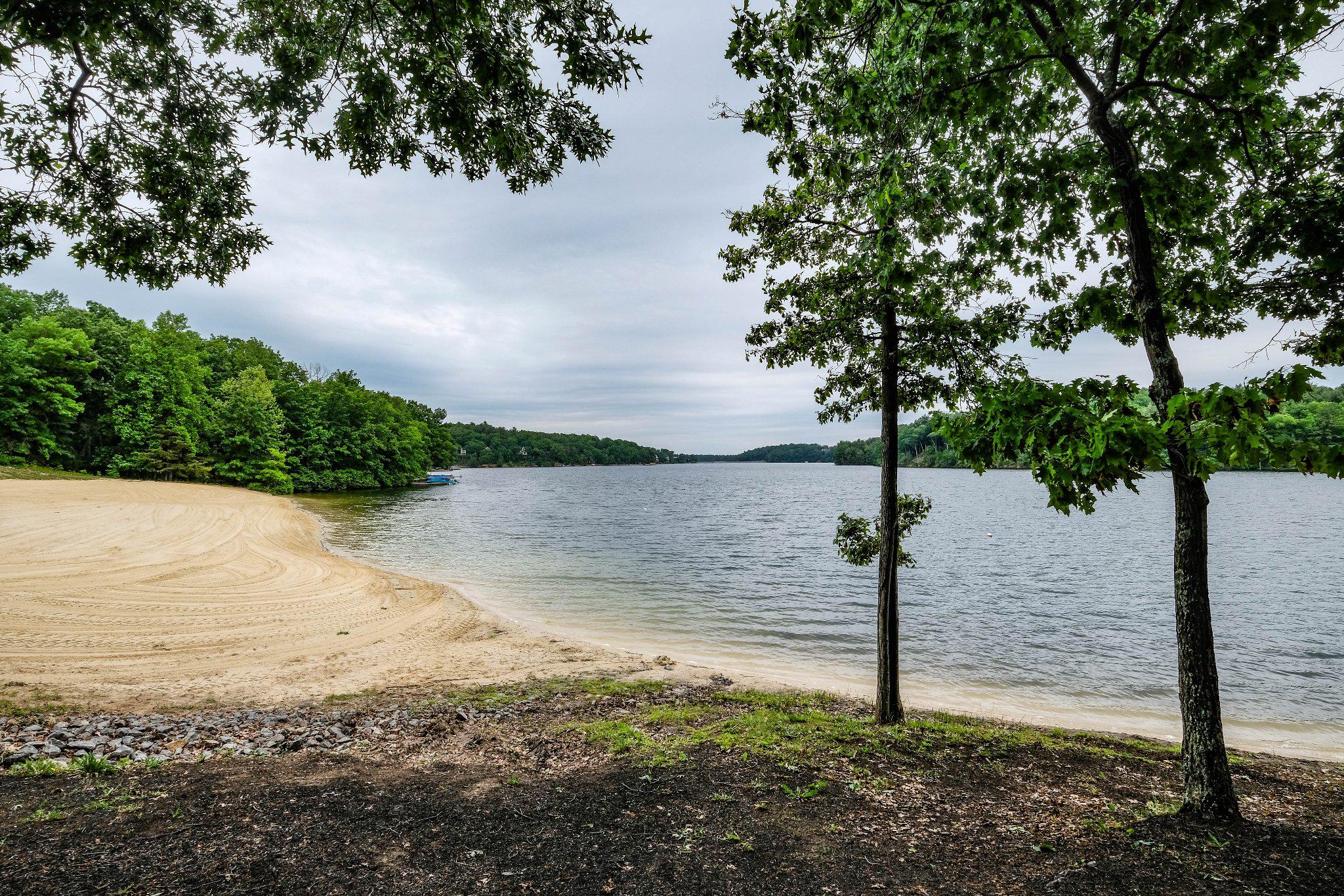 LAKE HOLIDAY ESTATES - Residential