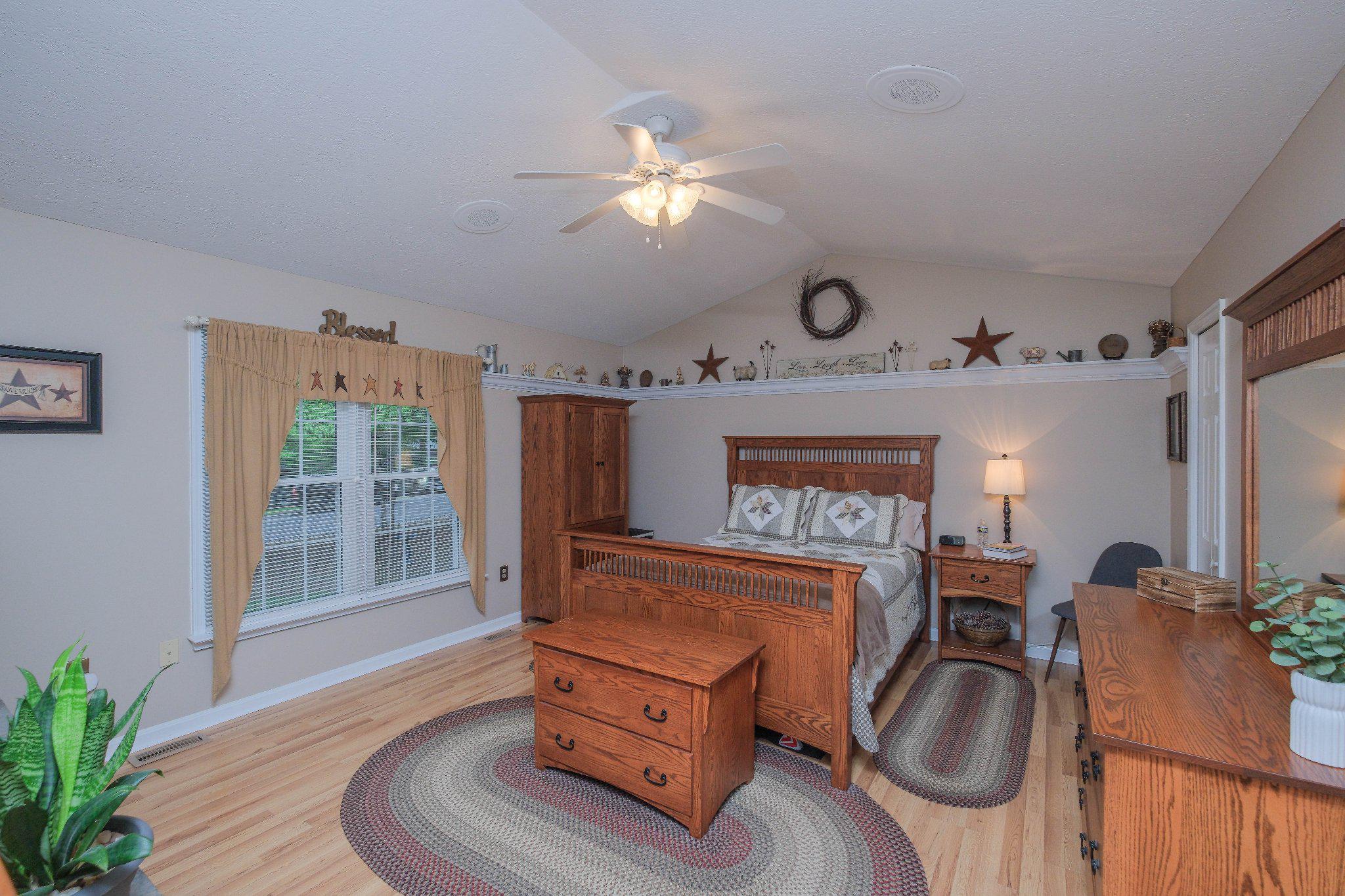 LAKE HOLIDAY ESTATES - Residential