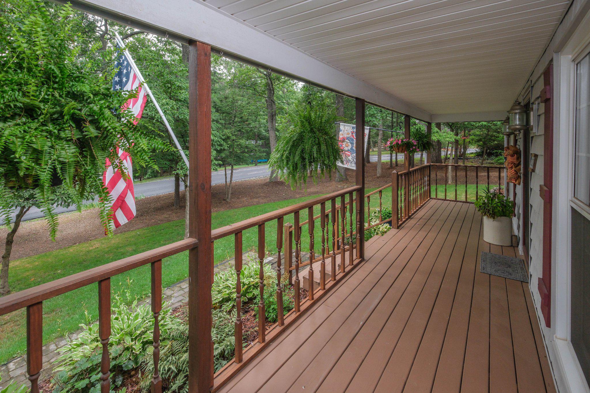 LAKE HOLIDAY ESTATES - Residential